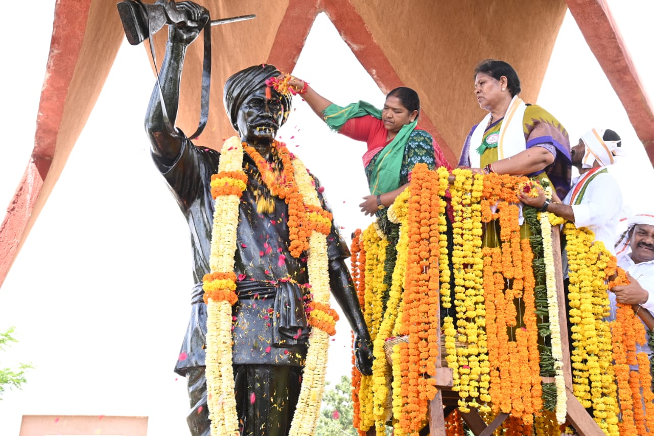 ఆస్తిత్వం కోసం మరో పోరాటం : జిల్లా ఇన్చార్జి మంత్రి సీతక్క